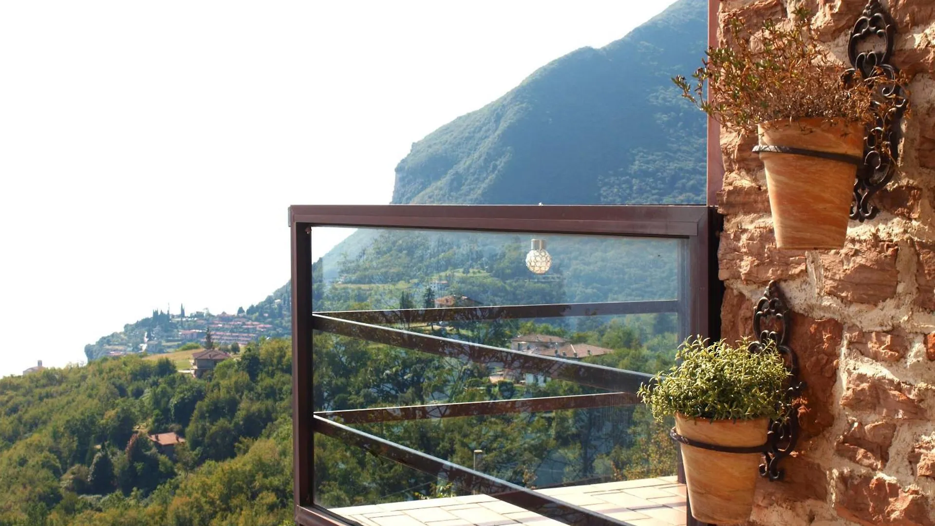 Il Patio - Theater Home Tignale 0*,  Ιταλία